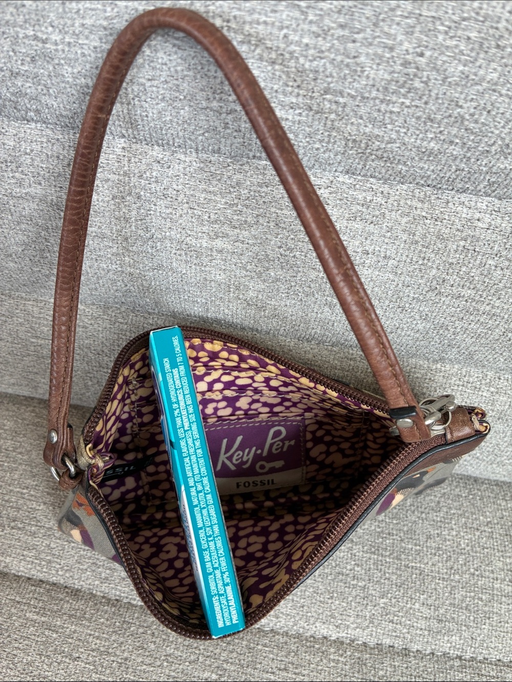 Fossil Key-Per Wristlet Bird Pattern - Picture 6 of 11